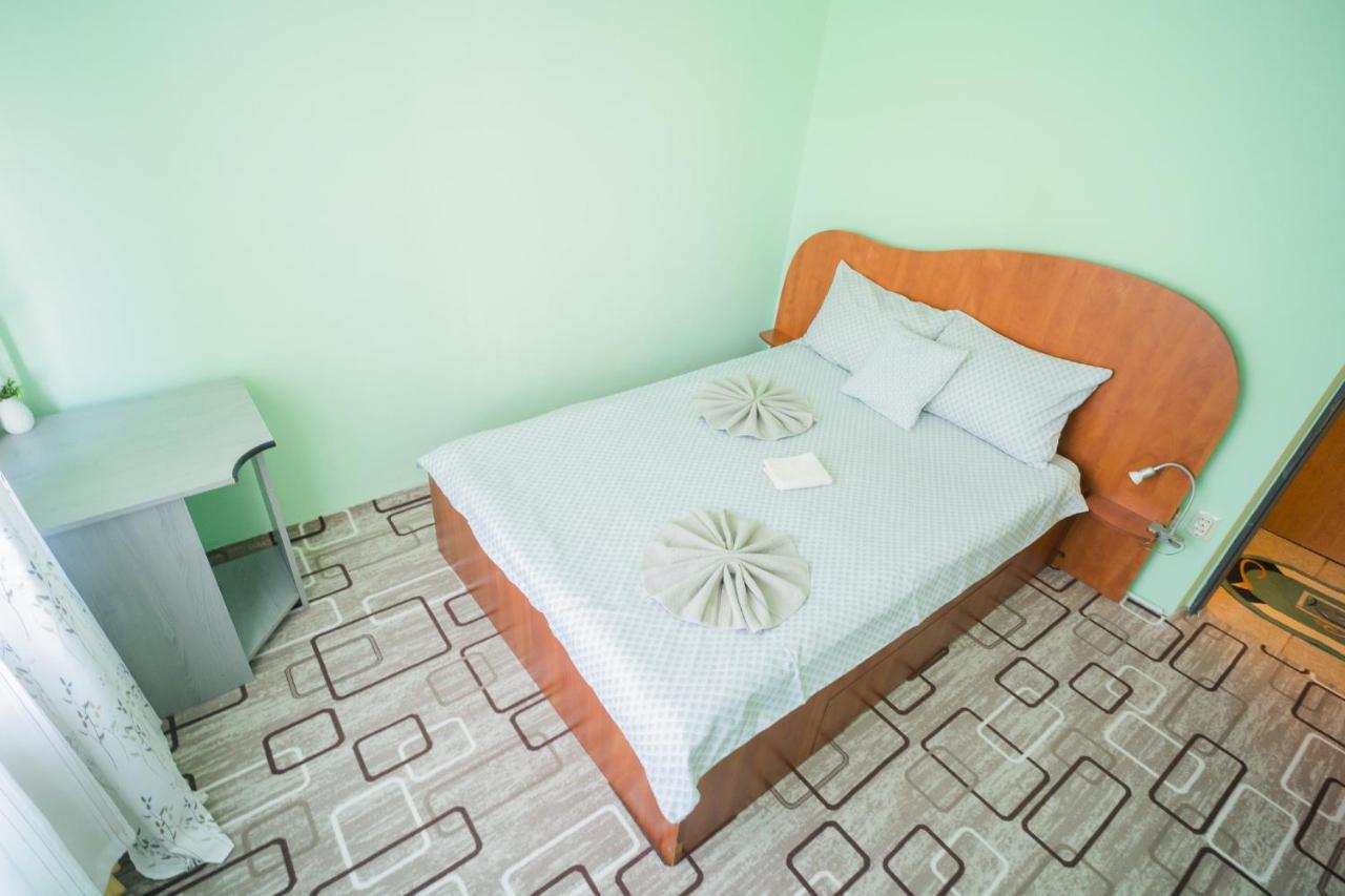 Rustic & Spacious 3Br Apartment Bucharest Exterior photo