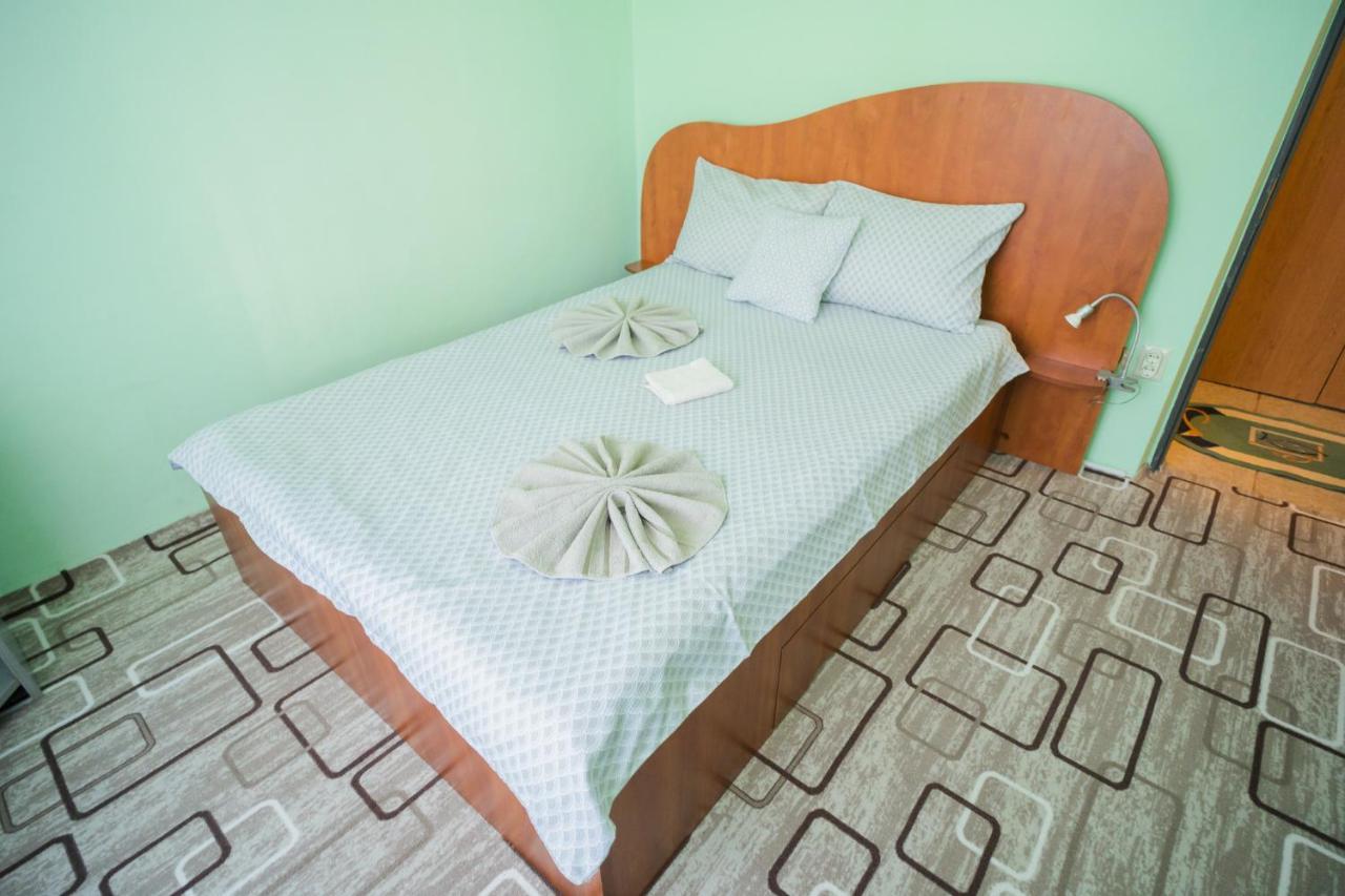 Rustic & Spacious 3Br Apartment Bucharest Exterior photo